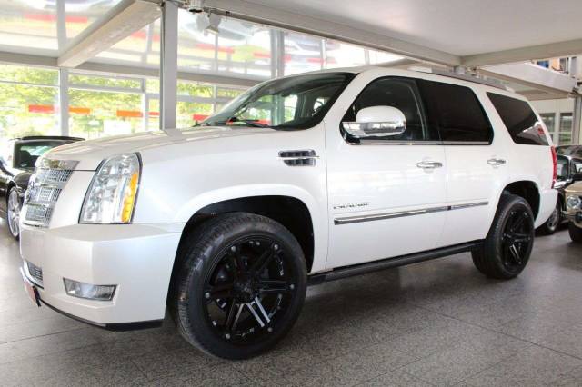 Bild 1/20 von Cadillac Escalade (2015)