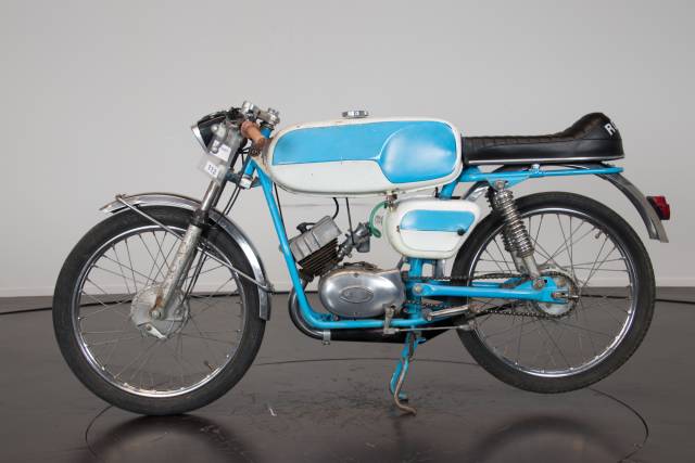 Image 1/14 of Romeo DUMMY (1970)