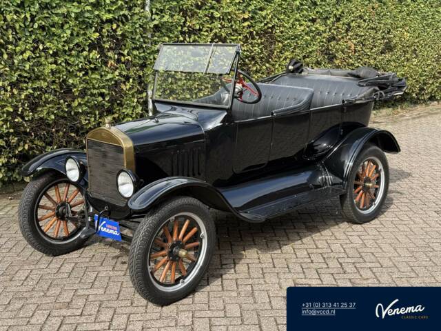Immagine 1/13 di Ford Model T Touring (1925)