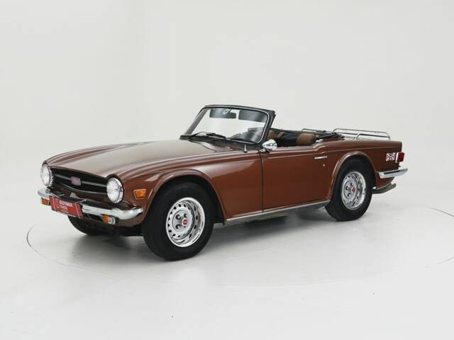 Image 1/15 of Triumph TR 6 (1975)