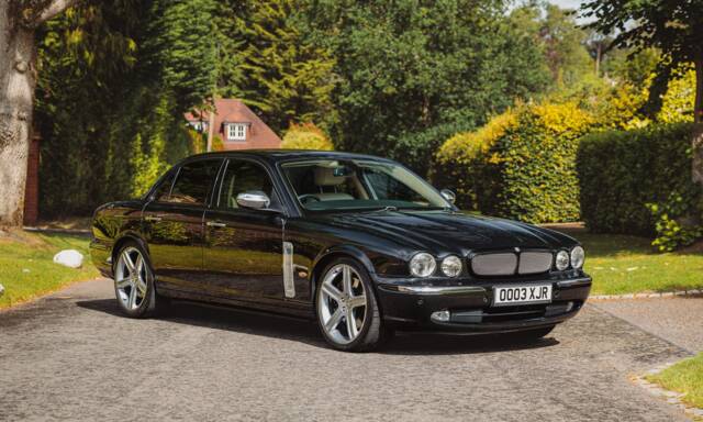 Image 1/48 de Jaguar XJR (2006)