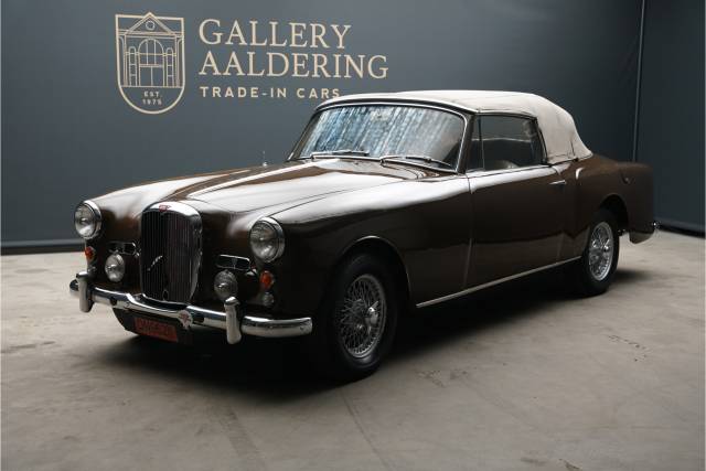 Image 1/50 of Alvis TD 21 (1961)