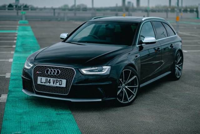 Image 1/8 of Audi RS4 Avant (2014)