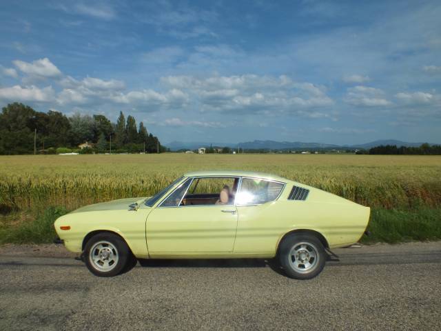 Imagen 1/6 de Audi 100 Coupe S (1973)