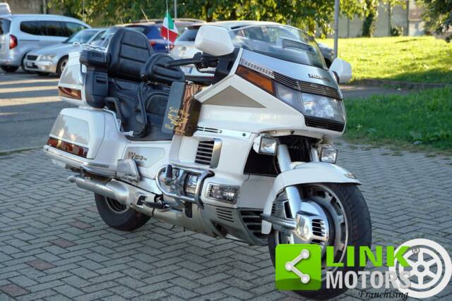 Image 1/10 of Honda DUMMY (1988)