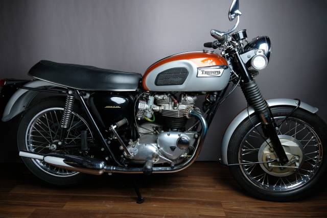 Bild 1/9 von Triumph DUMMY (1969)
