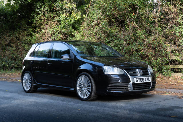 Image 1/18 of Volkswagen Golf V 3.2 R32 (2006)