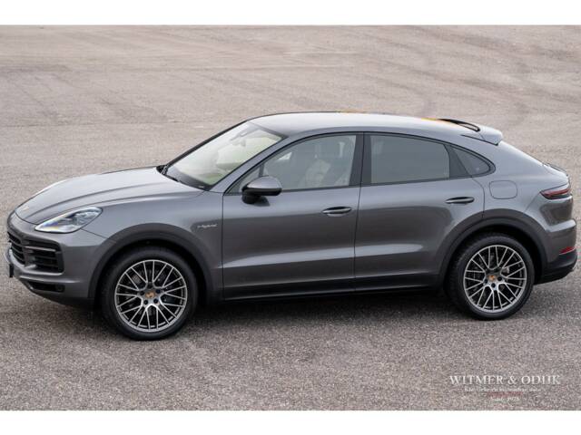 Bild 1/43 von Porsche Cayenne Coupé E-Hybrid (2020)