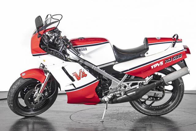 Bild 1/22 von Yamaha DUMMY (1984)