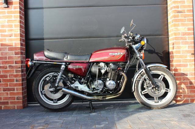 Afbeelding 1/4 van Honda DUMMY (1977)