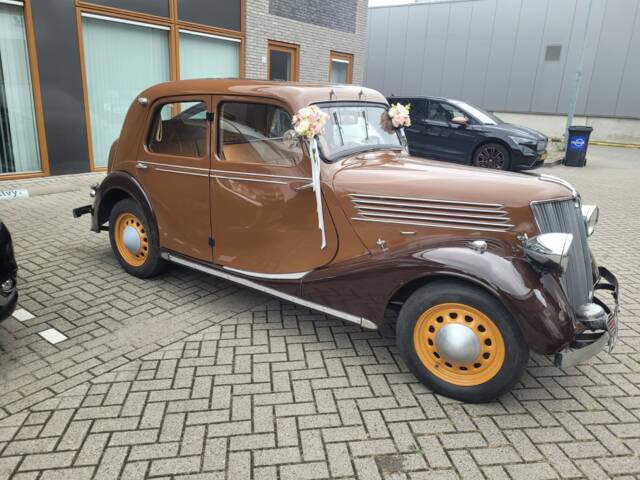 Bild 1/7 von Renault Celtaquatre (1936)