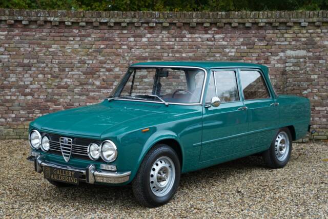 Bild 1/50 von Alfa Romeo Giulia 1300 TI (1972)