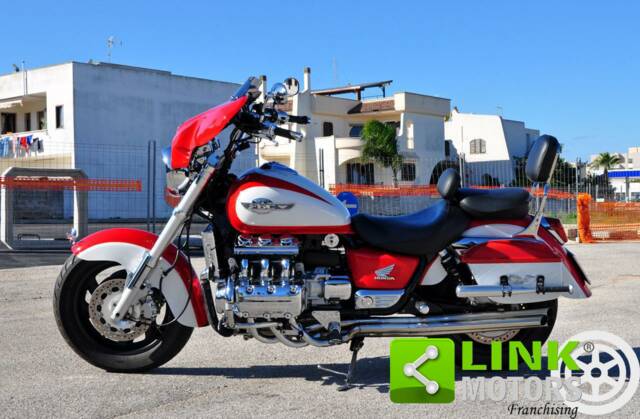 Image 1/10 of Honda DUMMY (1997)