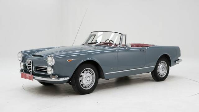 Image 1/15 of Alfa Romeo 2600 Spider (1965)