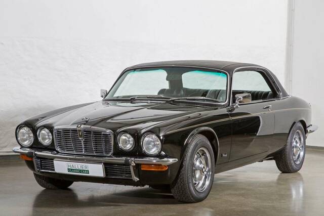 Image 1/31 of Jaguar XJ 5.3 C (1978)