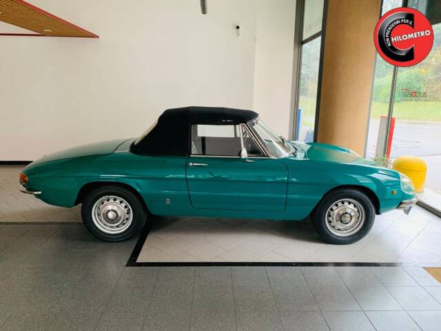 Image 1/10 of Alfa Romeo 1750 Spider (1969)