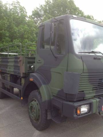 Afbeelding 1/10 van Mercedes-Benz 1017 4x4 (1988)