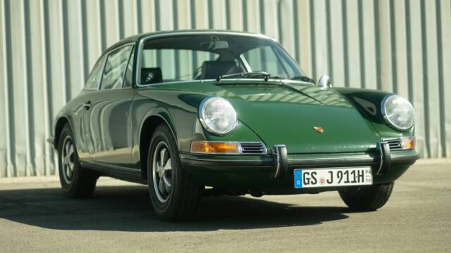 Bild 1/154 von Porsche 911 2.2 T (1970)