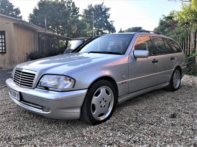Immagine 1/16 di Mercedes-Benz C 43 AMG T (1998)