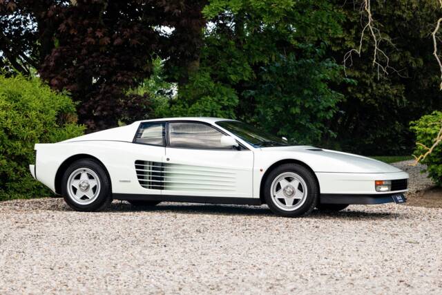 Image 1/15 de Ferrari Testarossa (1988)