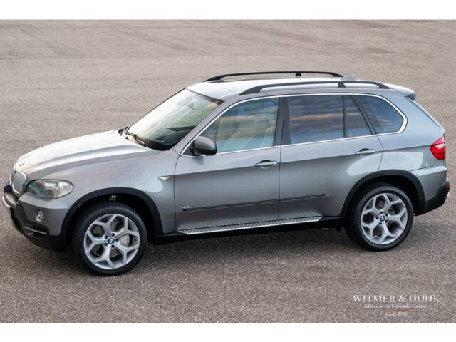Bild 1/26 von BMW X5 xDrive48i (2007)