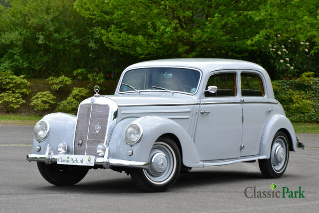 Afbeelding 1/50 van Mercedes-Benz 220 (1952)