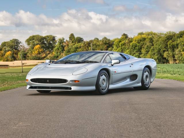 Bild 1/33 von Jaguar XJ 220 (1993)