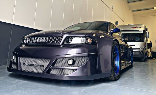 Immagine 1/79 di Audi A4 Avant 1.8 (1996)