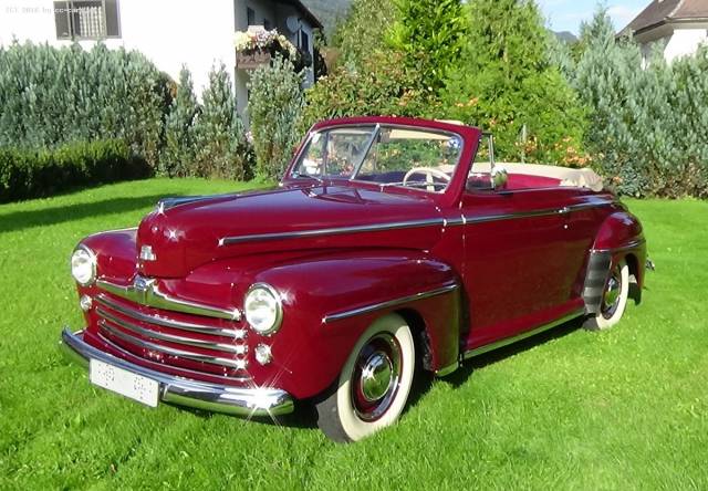 Image 1/23 of Ford Super Deluxe (1947)