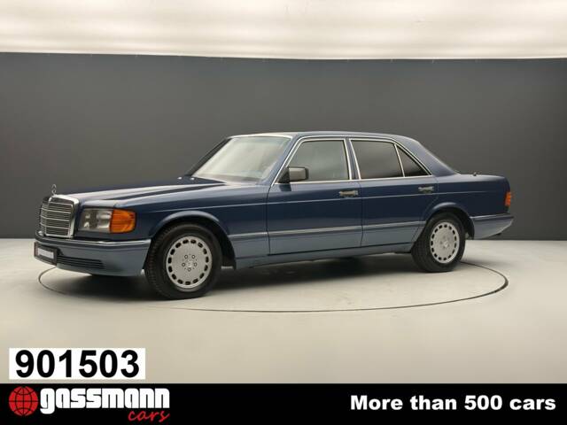 Image 1/15 de Mercedes-Benz 300 SE (1991)