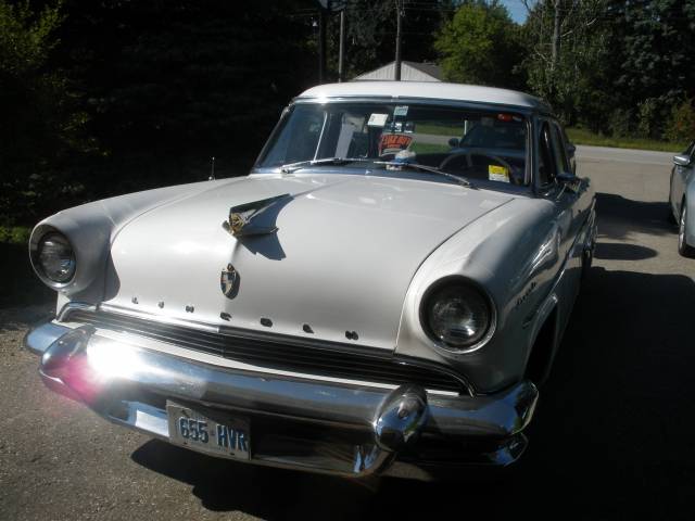 Image 1/10 of Lincoln Capri (1955)