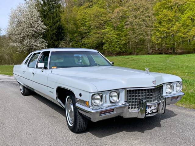 Image 1/26 of Cadillac Fleetwood 60 Special Brougham (1971)