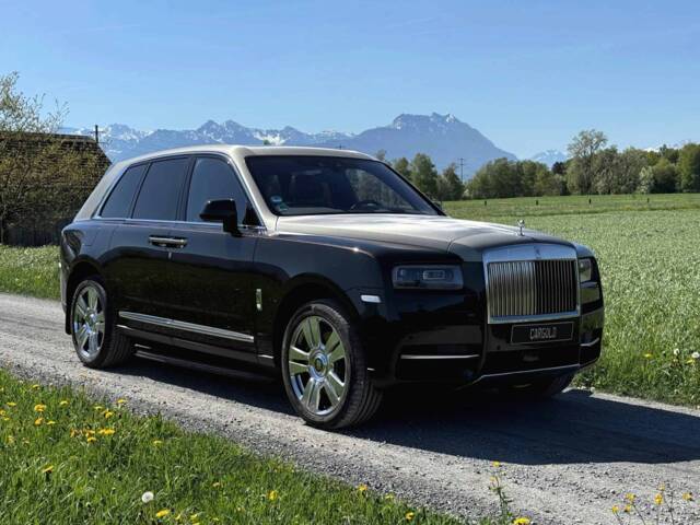 Image 1/36 de Rolls-Royce Cullinan (2019)
