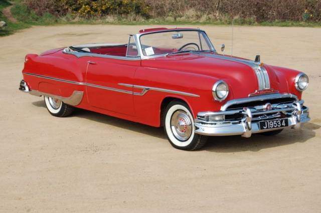 Bild 1/12 von Pontiac Star Chief Convertible (1954)