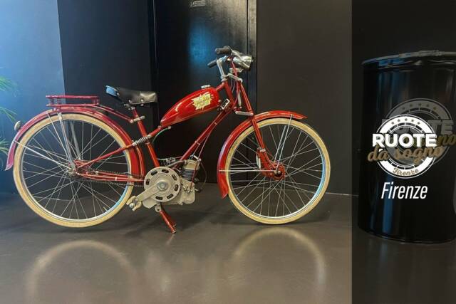 Afbeelding 1/12 van Ducati DUMMY (1947)