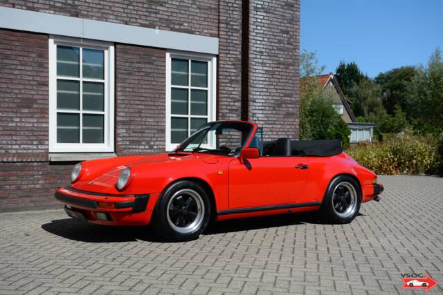 Bild 1/13 von Porsche 911 Carrera 3.2 (1988)