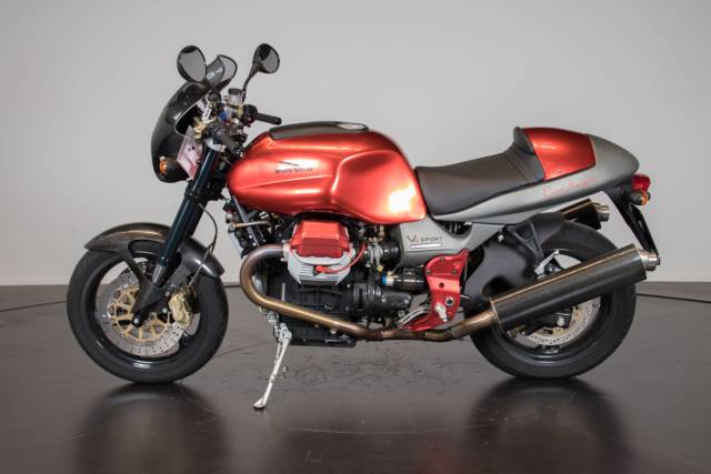 Afbeelding 1/23 van Moto Guzzi DUMMY (2000)