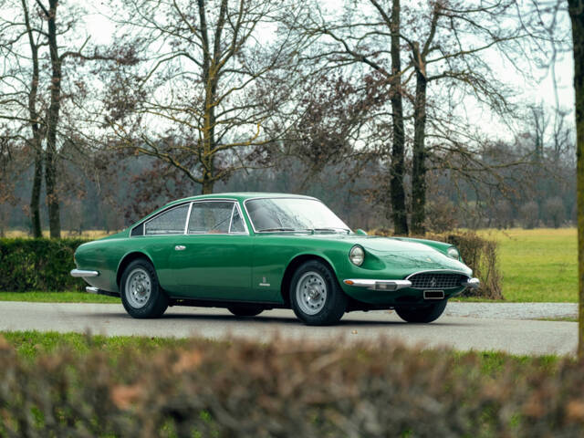 Image 1/50 of Ferrari 365 GT 2+2 (1969)