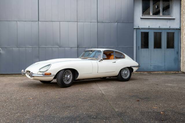 Imagen 1/50 de Jaguar E-Type 4.2 (1965)
