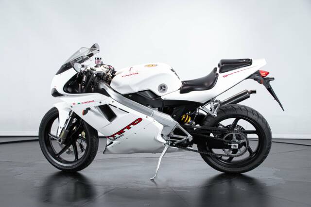 Immagine 1/50 di Cagiva DUMMY (2011)
