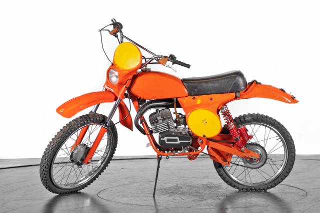 Image 1/16 de Motobécane DUMMY (1982)