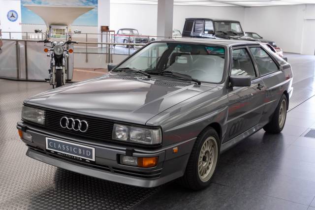 Bild 1/34 von Audi quattro 20V (1989)
