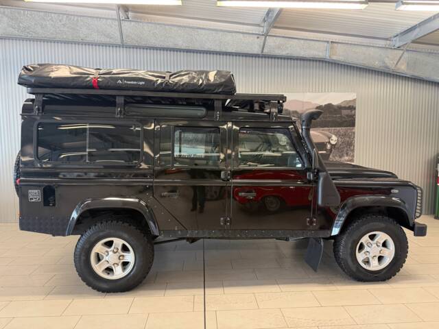 Bild 1/11 von Land Rover Defender 110 Crew Cab SE (2009)