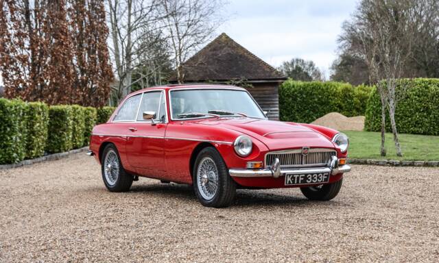 Image 1/40 of MG MGC GT (1968)