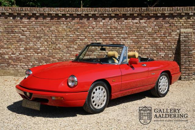 Immagine 1/50 di Alfa Romeo 2.0 Spider (1991)