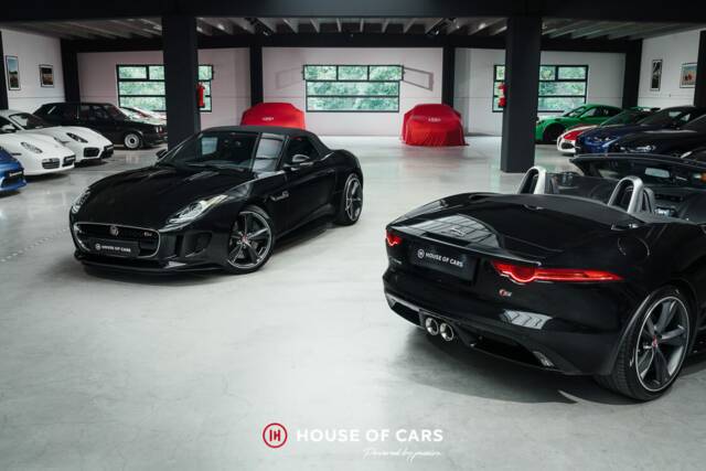Image 1/25 of Jaguar F-Type S (2017)