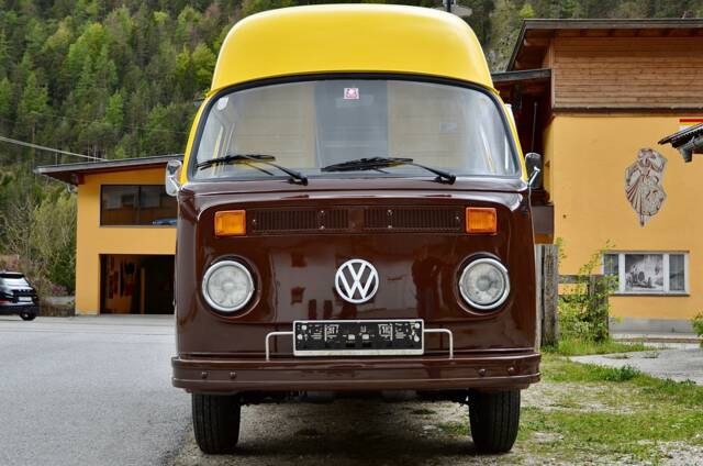 Image 1/18 of Volkswagen T2b panel van (1978)