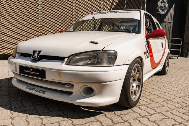 Image 1/49 of Peugeot 106 Rallye 1.6 (1998)