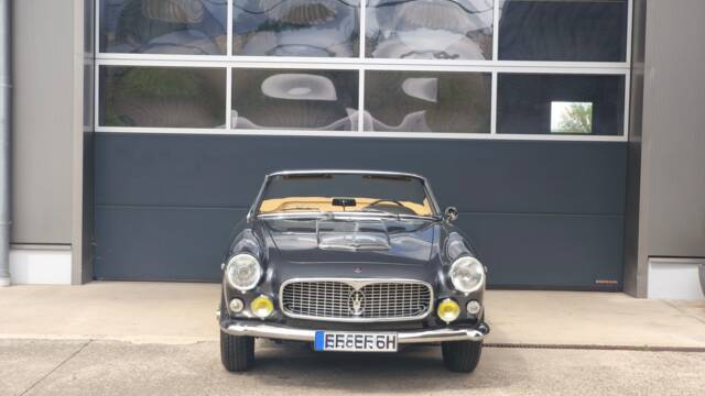 Afbeelding 1/18 van Maserati 3500 GT Spyder Vignale (1962)