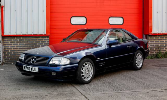 Image 1/21 of Mercedes-Benz SL 320 (1996)